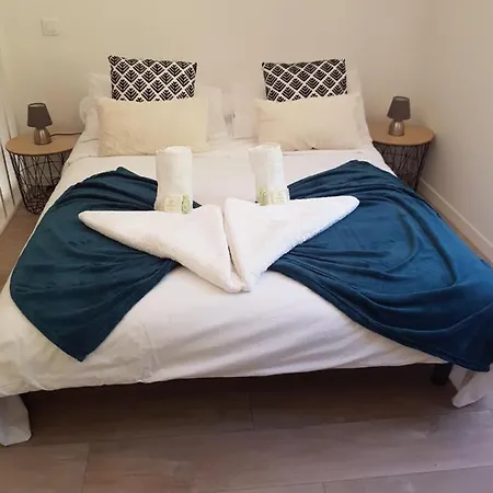 La Maison Au Tilleul 2 *